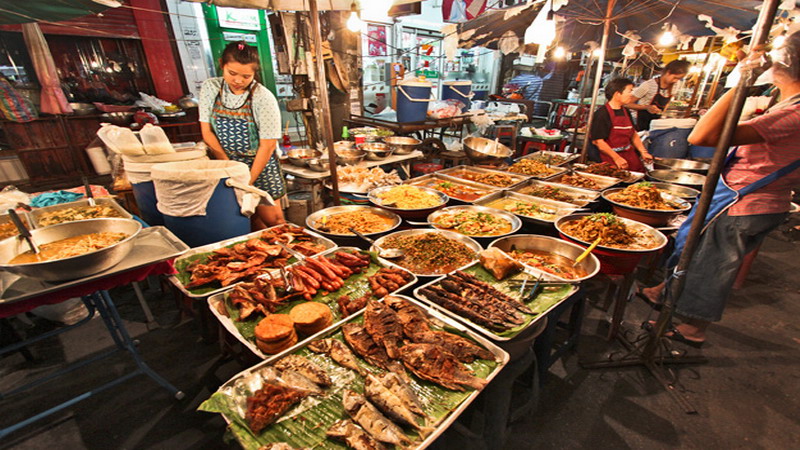 kuliner khas thailand yang sangat menari