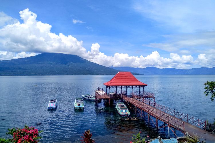 Pesona Danau Ranau