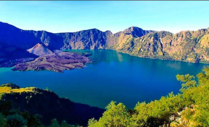 Pesona Danau Segara Anak