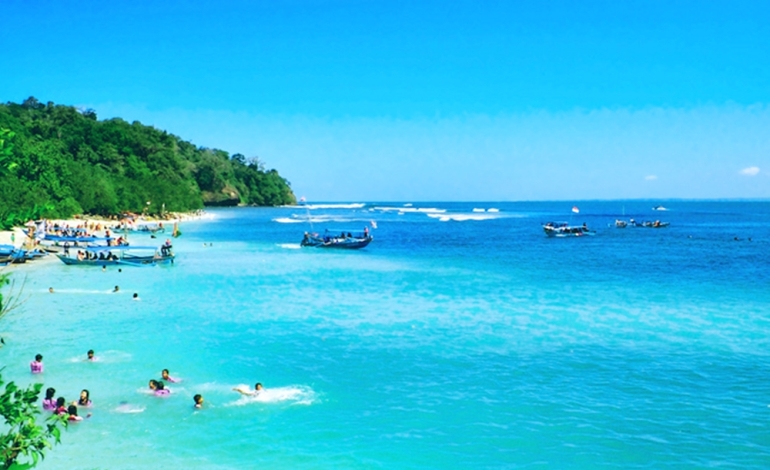 Pesona Pantai Pangandaran