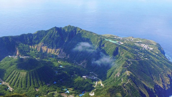 Aogashima Volcano, Jepang